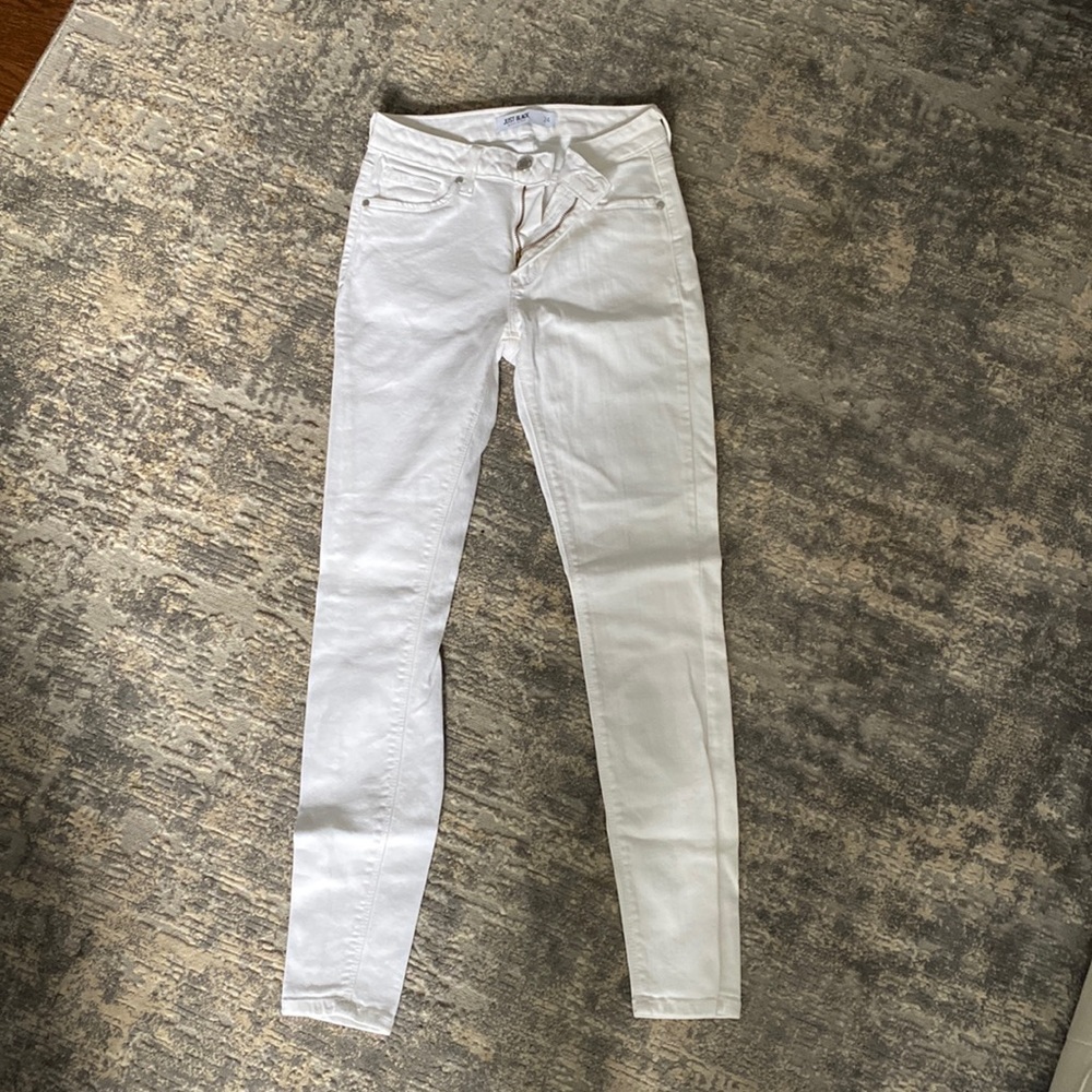 Just Black Size 24 White Jeans with Silver hardware and gold zipper